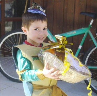 http://cfoic.com/purim/